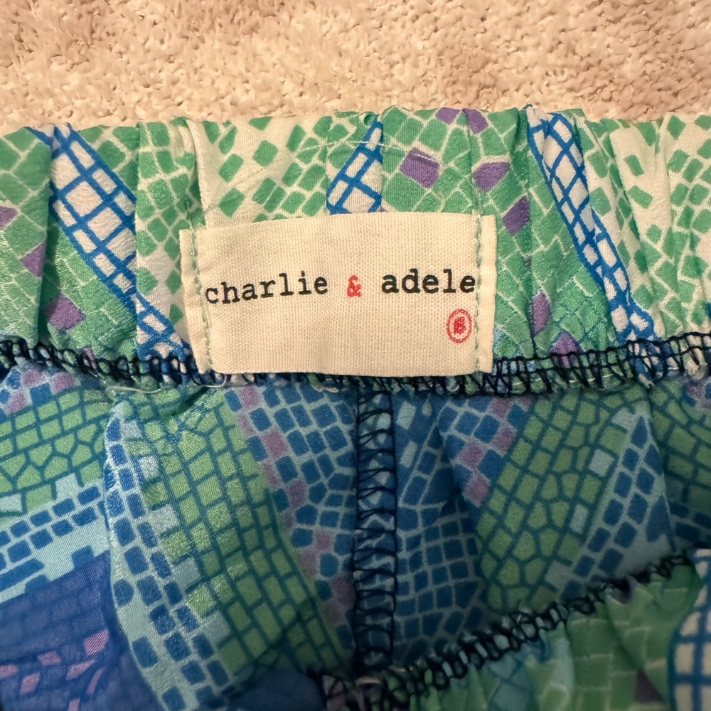 Colorful Geometric Patterned Shorts - Picture 2 of 2